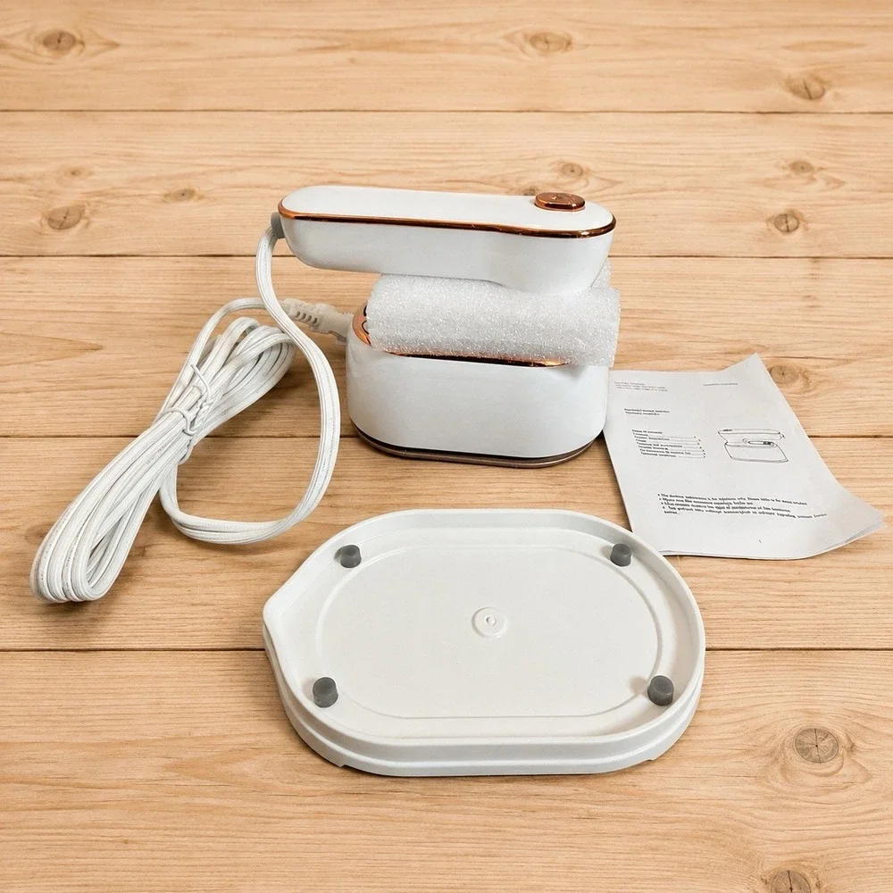 Mini Travel Iron Micro Steam Iron Portable Handheld Garment  Steamer [A3]